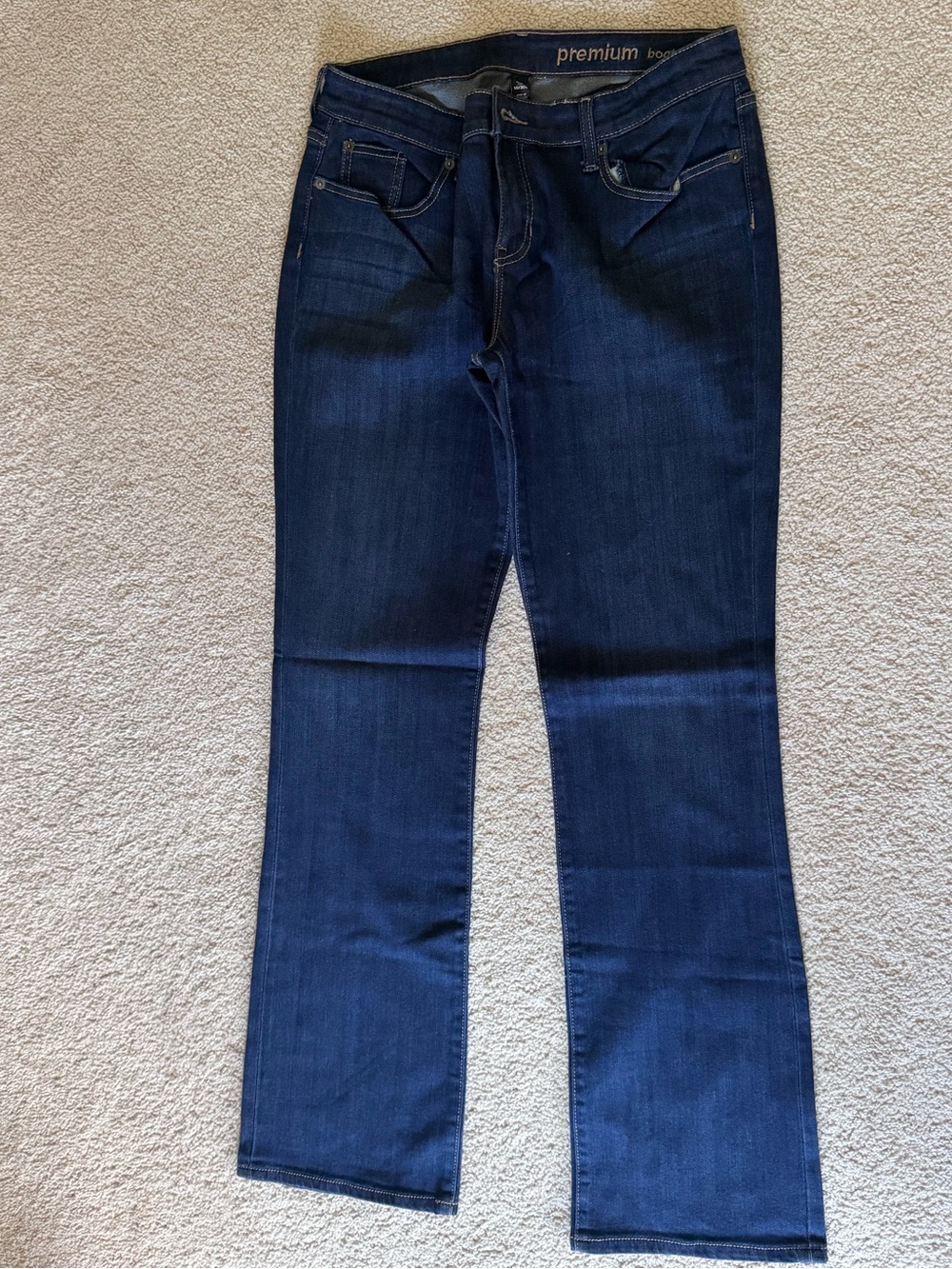 GAP Women’s Dark Indigo Boot Cut Jeans